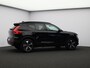 Volvo XC40 2.0 B4 Plus Dark / Pano. dak / Elektr. stoelverstelling / Stoel- + stuurwielverwarming / Harmand Kardon Audio / 19" / BLIS