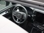 Volvo XC40 2.0 B4 Plus Dark / Pano. dak / Elektr. stoelverstelling / Stoel- + stuurwielverwarming / Harmand Kardon Audio / 19" / BLIS