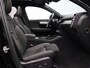 Volvo XC40 2.0 B4 Plus Dark / Pano. dak / Elektr. stoelverstelling / Stoel- + stuurwielverwarming / Harmand Kardon Audio / 19" / BLIS