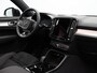 Volvo XC40 2.0 B4 Plus Dark / Pano. dak / Elektr. stoelverstelling / Stoel- + stuurwielverwarming / Harmand Kardon Audio / 19" / BLIS