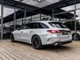 Mercedes-Benz E-klasse Estate 300 e Sport Edition | AMG LINE | ALPINE GRIJS | BURMESTER | SUPERSCREEN | STOELMEMORY | TREKHAAK | PANORAMA/SCHUIF-KANTELDAK | NIGHT PAKKET | 20 INCH ZWART MULTISPAAK | KEYLESS | NL AUTO | 1E EIGENAAR | BTW AUTO |