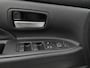 Mitsubishi Outlander 2.0 PHEV instyle+ Navigatie Climate Control Panoramadak Parkeerhulp Stoelverwarming Adaptieve Cruise Control Licht metalen velgen