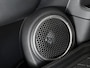 Mitsubishi Outlander 2.0 PHEV instyle+ Navigatie Climate Control Panoramadak Parkeerhulp Stoelverwarming Adaptieve Cruise Control Licht metalen velgen
