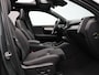 Volvo XC40 2.0 B4 Plus Dark / Pano. dak / Elektr. stoelverstelling / Stoel- + stuurwielverwarming / Harman Kardon Audio / BLIS
