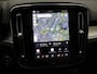 Volvo XC40 2.0 B4 Plus Dark / Pano. dak / Elektr. stoelverstelling / Stoel- + stuurwielverwarming / Harman Kardon Audio / BLIS