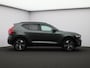 Volvo XC40 2.0 B4 Plus Dark / Pano. dak / Elektr. stoelverstelling / Stoel- + stuurwielverwarming / Harman Kardon Audio / BLIS