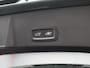 Volvo XC40 2.0 B4 Plus Dark / Pano. dak / Elektr. stoelverstelling / Stoel- + stuurwielverwarming / Harman Kardon Audio / BLIS
