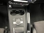 Audi A4 Avant 40 TFSI Sport S line black edition / Panoramisch Schuif/Kantel dak / S-Line Interieur / Navigatie / Camera / Keyless Entry & Go / Wegklapbare trekhaak / DAB / Elektrische Achterklep / Dual Zone Climate Control / Cruise Control /
