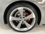 Audi A4 Avant 40 TFSI Sport S line black edition / Panoramisch Schuif/Kantel dak / S-Line Interieur / Navigatie / Camera / Keyless Entry & Go / Wegklapbare trekhaak / DAB / Elektrische Achterklep / Dual Zone Climate Control / Cruise Control /