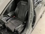Audi A4 Avant 40 TFSI Sport S line black edition / Panoramisch Schuif/Kantel dak / S-Line Interieur / Navigatie / Camera / Keyless Entry & Go / Wegklapbare trekhaak / DAB / Elektrische Achterklep / Dual Zone Climate Control / Cruise Control /