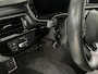 Audi A4 Avant 40 TFSI Sport S line black edition / Panoramisch Schuif/Kantel dak / S-Line Interieur / Navigatie / Camera / Keyless Entry & Go / Wegklapbare trekhaak / DAB / Elektrische Achterklep / Dual Zone Climate Control / Cruise Control /