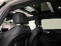 Audi A4 Avant 40 TFSI Sport S line black edition / Panoramisch Schuif/Kantel dak / S-Line Interieur / Navigatie / Camera / Keyless Entry & Go / Wegklapbare trekhaak / DAB / Elektrische Achterklep / Dual Zone Climate Control / Cruise Control /