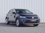 Volkswagen T-Roc 1.5 TSI 150pk Style | Trekhaak | Stoelverwarming | Navigatie | ACC | 16'' Lichtmetalen Velgen