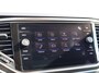 Volkswagen T-Roc 1.5 TSI 150pk Style | Trekhaak | Stoelverwarming | Navigatie | ACC | 16'' Lichtmetalen Velgen