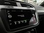 Volkswagen Tiguan Allspace 1.5 TSI 150 pk DSG R-Line Business 7pers. | Wegklapbare Trekhaak | Achteruitrijcamera | Apple Carplay |