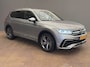 Volkswagen Tiguan Allspace 1.5 TSI 150 pk DSG R-Line Business 7pers. | Wegklapbare Trekhaak | Achteruitrijcamera | Apple Carplay |