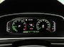 Volkswagen Tiguan Allspace 1.5 TSI 150 pk DSG R-Line Business 7pers. | Wegklapbare Trekhaak | Achteruitrijcamera | Apple Carplay |
