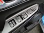 Hyundai Kona Electric Premium 64 kWh | Achteruitrijcamera | Airco (automatisch) | Bagagedek