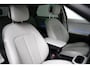 Hyundai Ioniq 5 Lounge 77.4 kWh | Achterstoelen verwarmd | Achteruitrij assistent | Airco (automatisch)