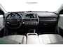 Hyundai Ioniq 5 Lounge 77.4 kWh | Achterstoelen verwarmd | Achteruitrij assistent | Airco (automatisch)