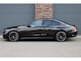 Mercedes-Benz E-klasse 400 e 4MATIC AMG Line | Hyperscreen | Distronic+ | Massage | Stoelventilatie | HUD | 3D-Display | Verwarmd Stuurwiel | Burmester | Vlakkenverwarming | Digital Light |