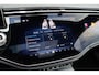 Mercedes-Benz E-klasse 400 e 4MATIC AMG Line | Hyperscreen | Distronic+ | Massage | Stoelventilatie | HUD | 3D-Display | Verwarmd Stuurwiel | Burmester | Vlakkenverwarming | Digital Light |