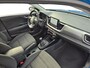 Kia Stonic 1.0 T-GDi MHEV DynamicPlusLine | Cruise Control | Climate Control | Camera | Navigatie | Parkeersensoren | Trekhaak | Zwart Dak |