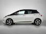 Toyota Yaris 1.5 Hybrid Executive Bi-Tone | Dealer onderhouden | Panoramadak | Navigatie | Climate Control | Elektrisch verstel/inklapbare spiegels | Elektrische ramen voor+achter | Cruise Control |