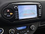 Toyota Yaris 1.5 Hybrid Executive Bi-Tone | Dealer onderhouden | Panoramadak | Navigatie | Climate Control | Elektrisch verstel/inklapbare spiegels | Elektrische ramen voor+achter | Cruise Control |