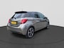 Toyota Yaris 1.5 Hybrid Dynamic Bi-Tone | Rijklaar | All Season Banden | Cruise Control |