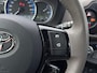 Toyota Yaris 1.5 Hybrid Dynamic Bi-Tone | Rijklaar | All Season Banden | Cruise Control |