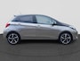 Toyota Yaris 1.5 Hybrid Dynamic Bi-Tone | Rijklaar | All Season Banden | Cruise Control |