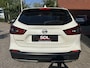 Nissan Qashqai 1.3 DIG-T Tekna // PANODAK // 360 CAMERA+SENSOREN // STOELVERWARMING // NAVI+CARPLAY //
