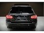 Mercedes-Benz C-klasse Estate 300 e Business Solution AMG | Panoramadak | Stoelverwarming | 360 Camera | Dodehoekdetectie | Cruise Control | Apple Carplay | Navigatie | Trekhaak | DAB | Ambiance Verlichting | Multibeam | SOH 89,49%
