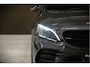 Mercedes-Benz C-klasse Estate 300 e Business Solution AMG | Panoramadak | Stoelverwarming | 360 Camera | Dodehoekdetectie | Cruise Control | Apple Carplay | Navigatie | Trekhaak | DAB | Ambiance Verlichting | Multibeam | SOH 89,49%