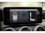 Mercedes-Benz C-klasse Estate 300 e Business Solution AMG | Panoramadak | Stoelverwarming | 360 Camera | Dodehoekdetectie | Cruise Control | Apple Carplay | Navigatie | Trekhaak | DAB | Ambiance Verlichting | Multibeam | SOH 89,49%