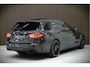 Mercedes-Benz C-klasse Estate 300 e Business Solution AMG | Panoramadak | Stoelverwarming | 360 Camera | Dodehoekdetectie | Cruise Control | Apple Carplay | Navigatie | Trekhaak | DAB | Ambiance Verlichting | Multibeam | SOH 89,49%