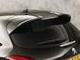 Peugeot 208 1.2 PureTech Signature (APPLE CARPLAY, LOGISCH NAP, NAVIGATIE, GETINT GLAS, SPORTSTOELEN, PARKEERSENSOREN, LM VELGEN, CRUISE, NIEUWSTAAT)