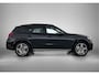 Mercedes-Benz GLC 300e 4MATIC Business Solution AMG | Advanced plus | Nightpakket | Parkeerpakket | Trekhaak | Panoramaschuifdak | Treeplanken in aluminiumlook | 20 inch vijfspaaks lichtmetalen AMG-velgen |