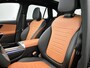 Mercedes-Benz GLC 300e 4MATIC Business Solution AMG | Advanced plus | Nightpakket | Parkeerpakket | Trekhaak | Panoramaschuifdak | Treeplanken in aluminiumlook | 20 inch vijfspaaks lichtmetalen AMG-velgen |