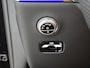 Mercedes-Benz GLC 300e 4MATIC Business Solution AMG | Advanced plus | Nightpakket | Parkeerpakket | Trekhaak | Panoramaschuifdak | Treeplanken in aluminiumlook | 20 inch vijfspaaks lichtmetalen AMG-velgen |