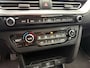 Kia Niro EV e-Niro DynamicPlusLine 64 kWh 100% SOH | Dealer onderhouden | Navigatie | Stoel + stuurverwarming | Climate control | ACC |