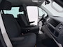 Volkswagen Transporter Bedrijfswagens 2.0 TDI 140 PK DSG L2H1 DC Highline | Airco | Navigatie | Cruisecontrol | 16" LMV | Sidebars | Trekhaak