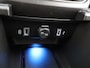Jeep Avenger Summit 54 kWh Warmtepomp | Stoelverwarming | Stuurverwarming | Camera | Parkeersensoren Voor en Achter | Dodehoekbewaking | Cruise Control Adaptief
