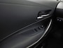 Toyota Corolla 1.8 Hybrid Sport Automaat (VIRTUAL COCKPIT, APPLE CARPLAY, CAMERA, STUUR/STOELVERWARMING, SPORTSTOELEN, ADAPTIVE CRUISE, ZWART HEMEL, NIEUWE APK, NIEUWSTAAT)