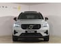 Volvo XC40 B4 211PK Automaat Plus Dark / Adaptive Cruise control / Harman Kardon / Elektrisch verstelbare stoelen met geheugen / Stoel- en stuurverwarming / Elektrisch panorama schuifdak / Extra getint glas