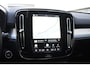 Volvo XC40 B4 211PK Automaat Plus Dark / Adaptive Cruise control / Harman Kardon / Elektrisch verstelbare stoelen met geheugen / Stoel- en stuurverwarming / Elektrisch panorama schuifdak / Extra getint glas