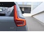 Volvo XC40 B4 211PK Automaat Plus Dark / Adaptive Cruise control / Harman Kardon / Elektrisch verstelbare stoelen met geheugen / Stoel- en stuurverwarming / Elektrisch panorama schuifdak / Extra getint glas