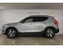 Volvo XC40 B4 211PK Automaat Plus Dark / Adaptive Cruise control / Harman Kardon / Elektrisch verstelbare stoelen met geheugen / Stoel- en stuurverwarming / Elektrisch panorama schuifdak / Extra getint glas