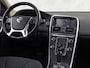 Volvo XC60 2.0 T5 Kinetic 241Pk Automaat (NAVIGATIE, CLIMATE, PARKEERSENSOREN, TREKHAAK, SPORTSTOELEN, CRUISE, NIEUWE APK, NIEUWSTAAT)